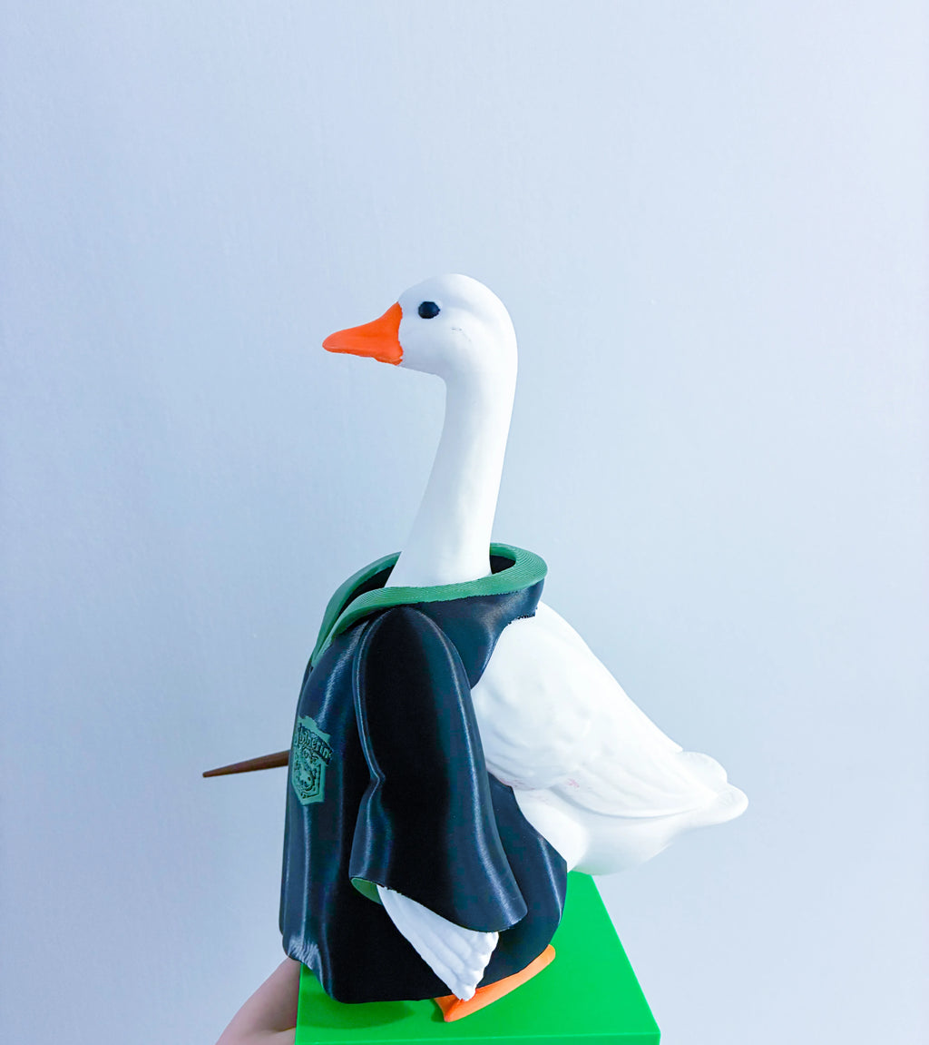 Green Magic Academy Robe Themed Robe & Wand - Accessory for 7" Desktop Mini Porch Goose