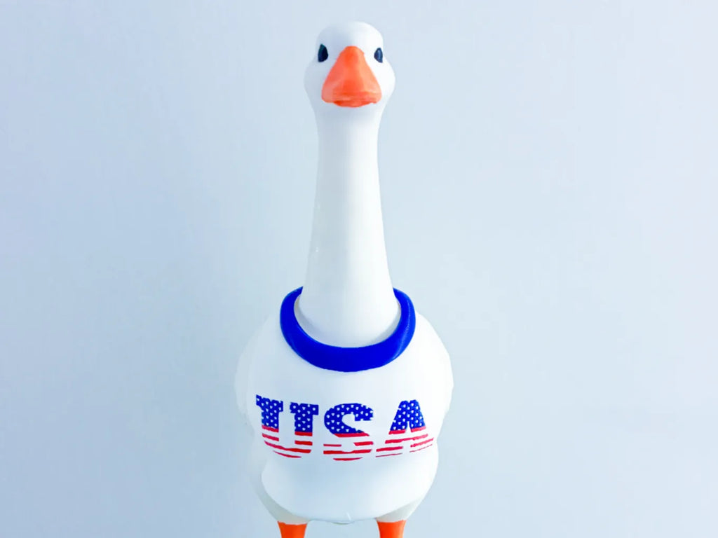 USA Shirt - Accessory for 7" Desktop Mini Porch Goose