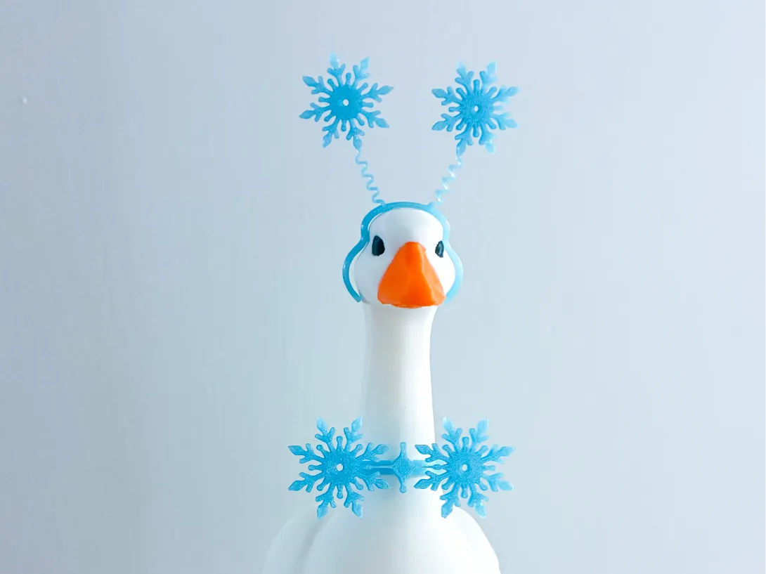 Snowflake - Accessory for 7" Desktop Mini Porch Goose