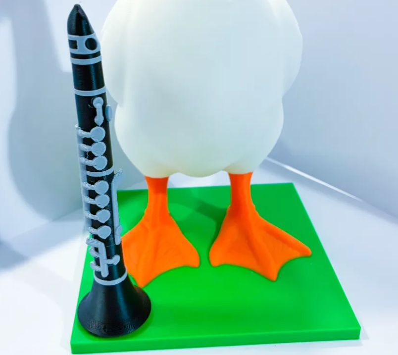 Clarinet - Accessory for 7" Desktop Mini Porch Goose