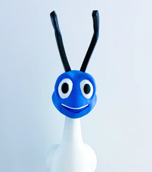 Friendly Ant Mask - Accessory for 7" Desktop Mini Porch Goose