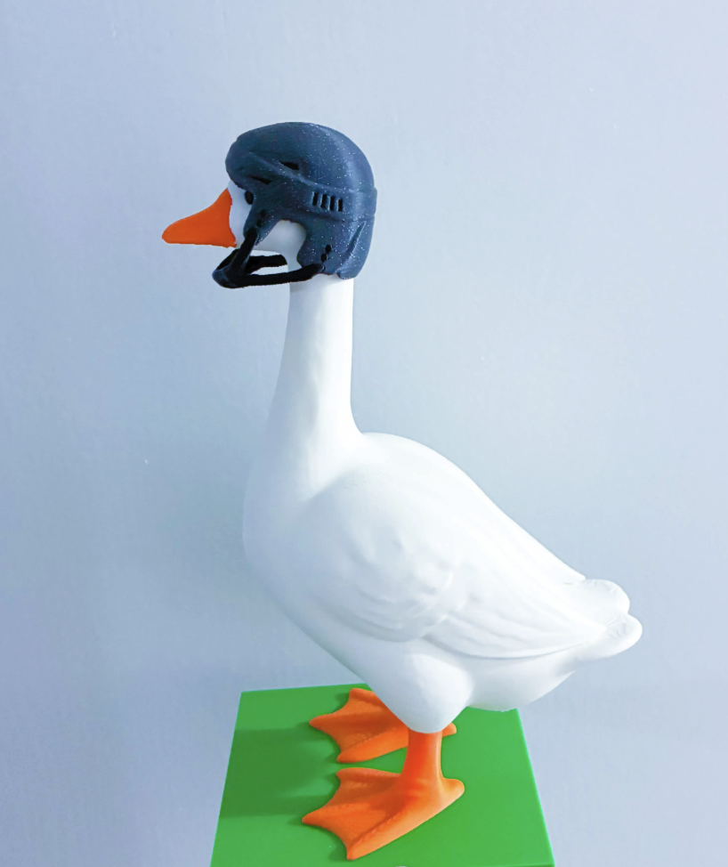 Hockey Helmet - Accessory for 7" Desktop Mini Porch Goose