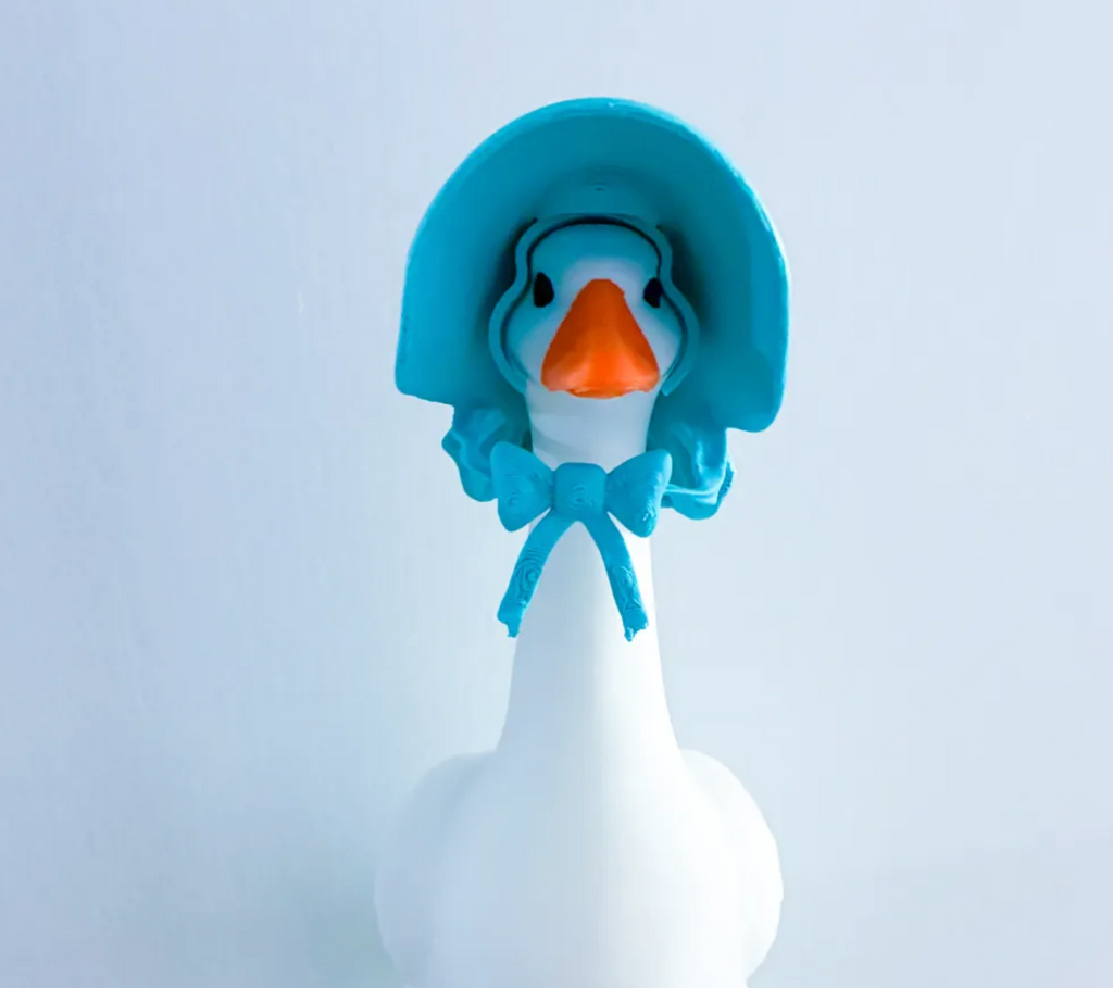 Bonnet - Accessory for 7" Desktop Mini Porch Goose