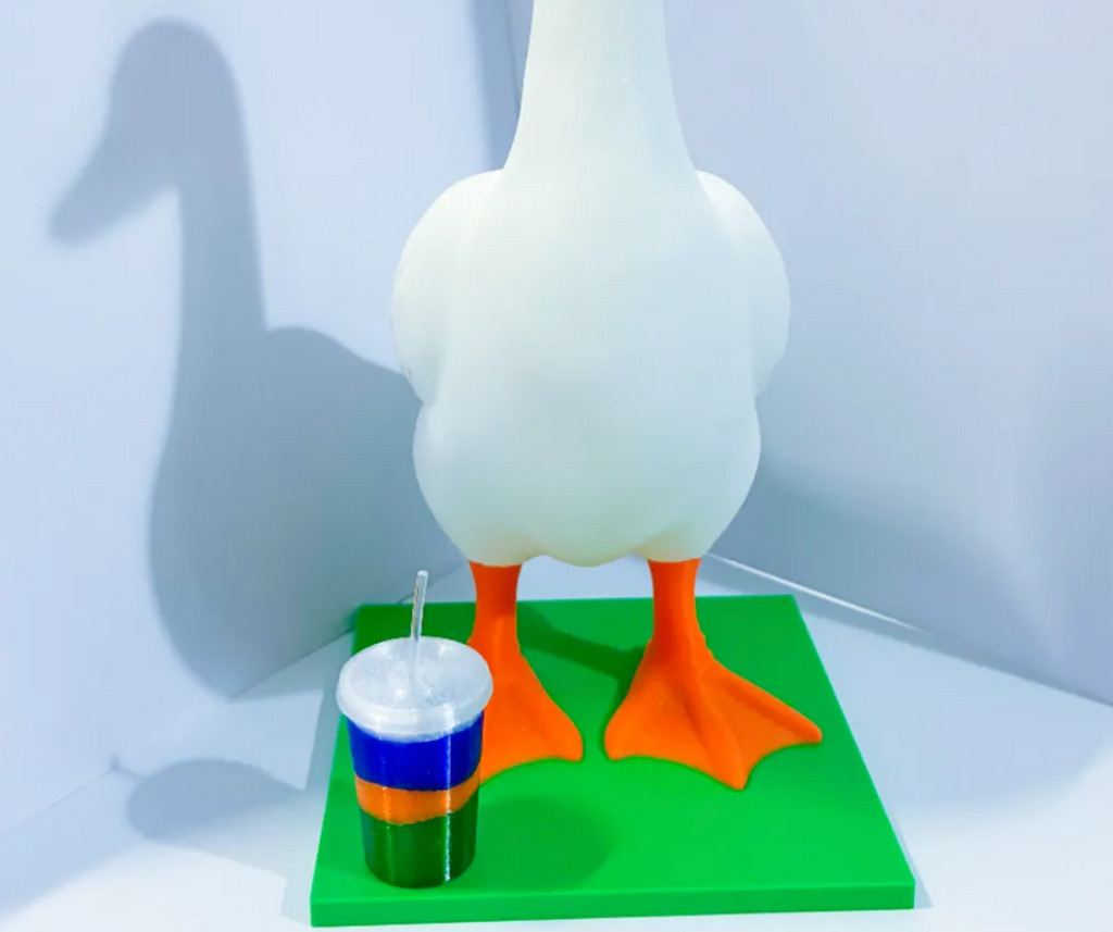 Loaded Tea - Accessory for 7" Desktop Mini Porch Goose