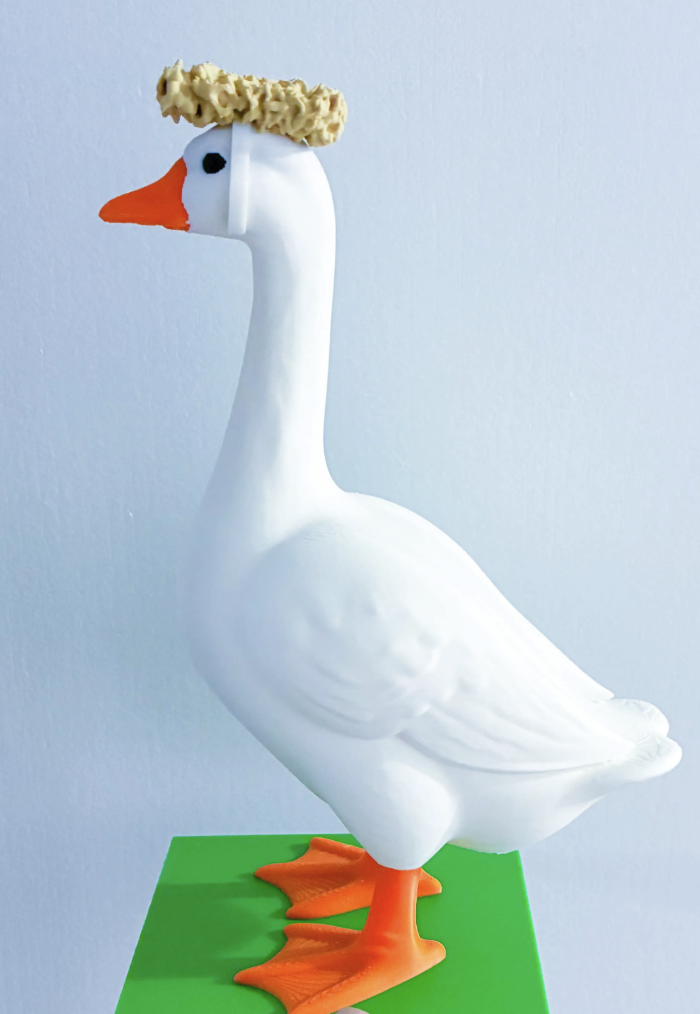 Noodle Hat - Accessory for 7" Desktop Mini Porch Goose