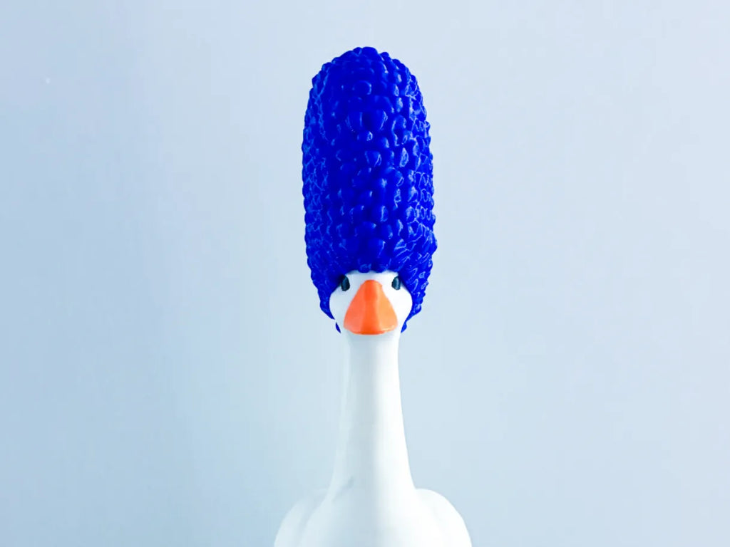 Tall Curly Wig - Accessory for 7" Desktop Mini Porch Goose